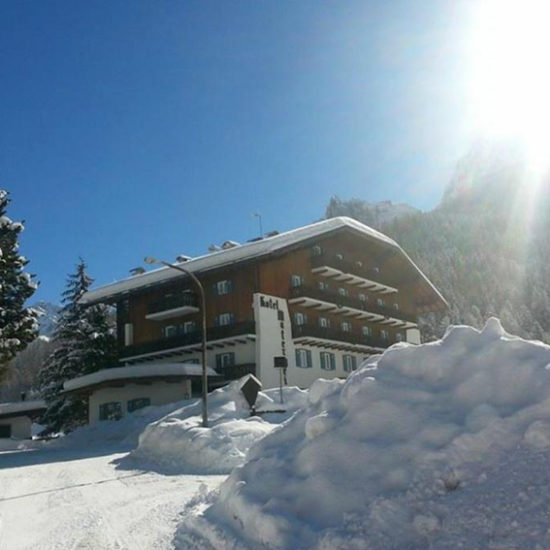 Côté Voyages - Séjour ski groupe Février - Pozza Di Fassa Dolomites en Hôtel 3 étoiles avec centre de remise en forme